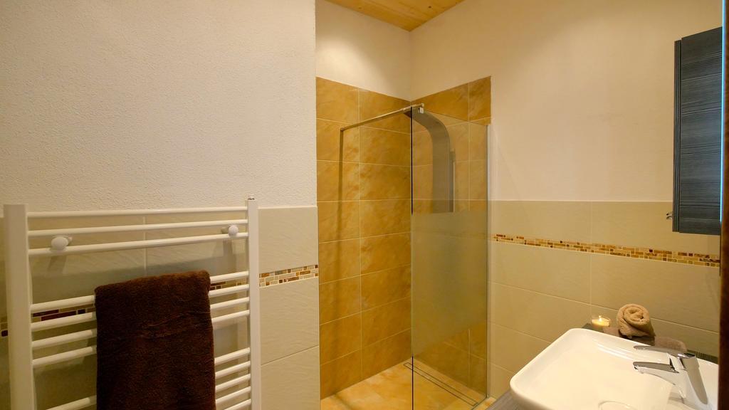Apartment Lanser Fuegen Bilik gambar